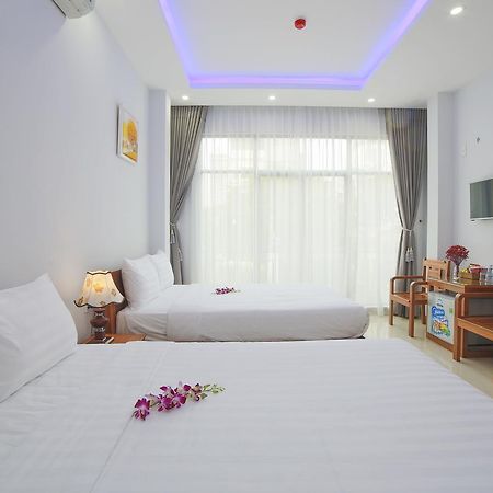 Summer Beach Hotel Da Nang Exterior photo